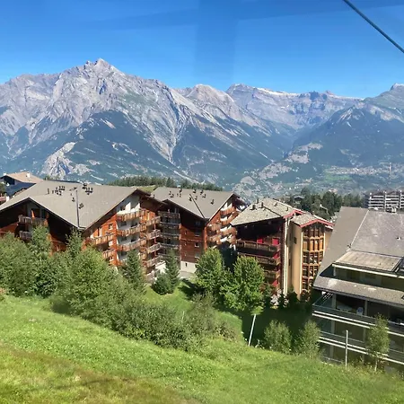 Prarion Nend201 In And Out