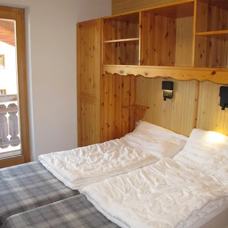 Prarion Nend201 In And Out *